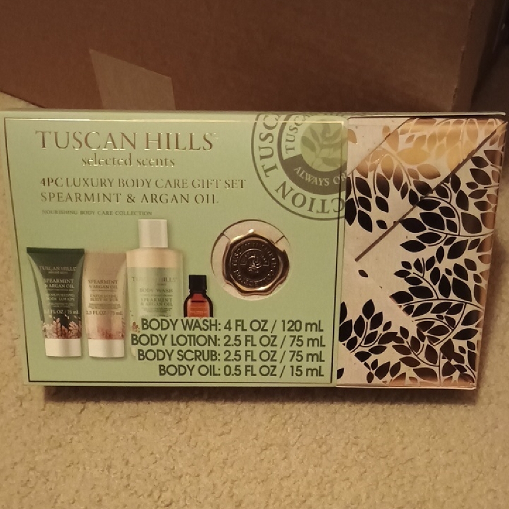 Tuscan Hills 4PC Luxury Nourishing Body Care Gift Set Spearmint & Argan Oil NWT